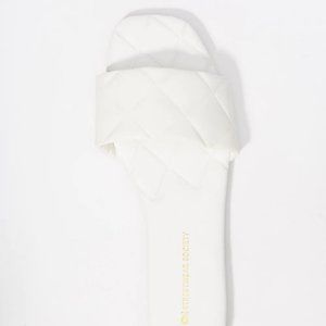 Streetwear Society Faux-Leather Quilted Band Embossed Sole Sandal - White